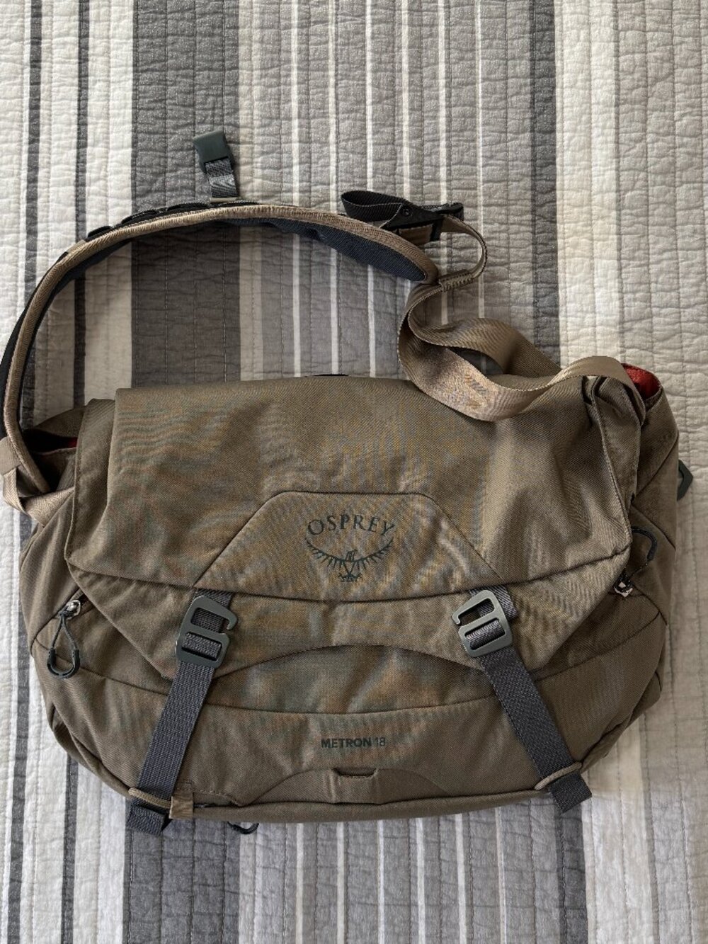 Osprey Metron 18 Messenger Bag